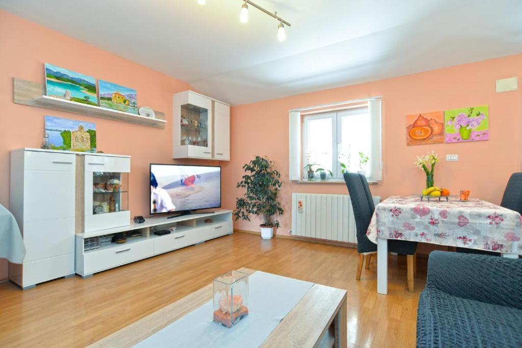 Eda Apartment